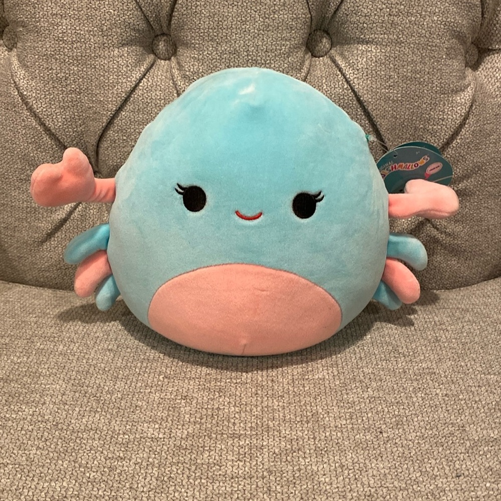 NWT! 8” Isler the Crab Squishmallow - Claire’s Exclusive squishmallows plush toy